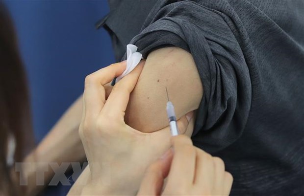 Hàn Quốc đặt mục tiêu tiêm vaccine cho 14 triệu người vào cuối tháng 6